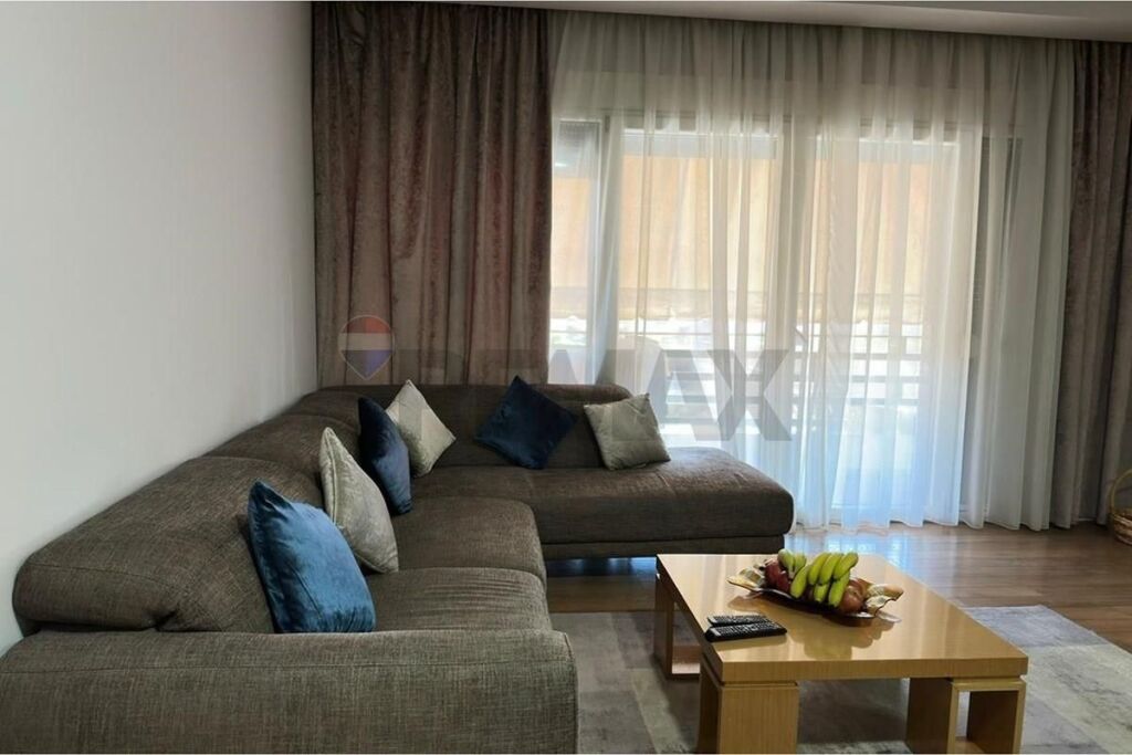 Apartment 3+1+2 for sale in Lapraka!