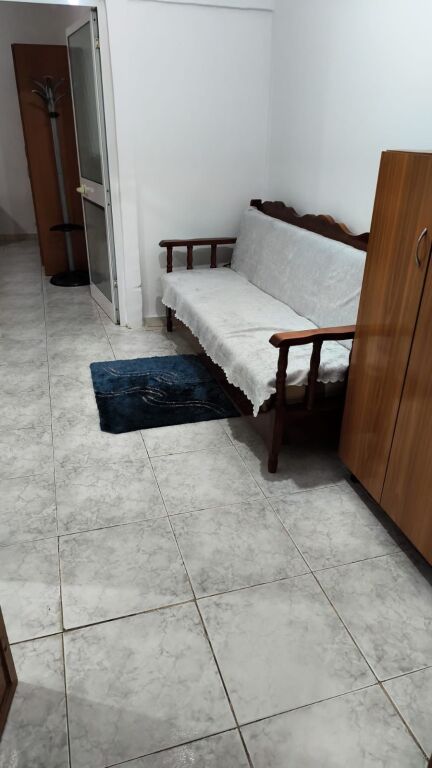 Apartment 1+1 for rent Building with Arrow