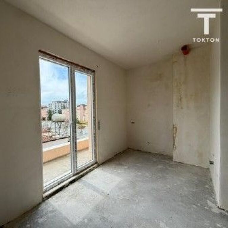 FOR SALE, APARTMENT 1+1, GJUZËVE STREET, GOLEM