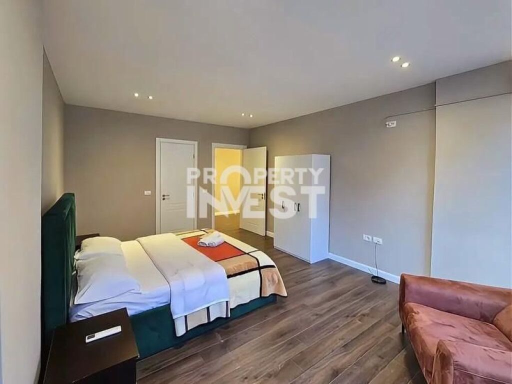 Shitet Apartament 2+1 Kopshti Botanik, Xhamia