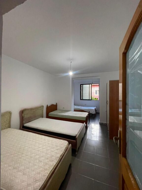 🏡 Shitet Apartament 2+1 prane 📍  Hotel Coloseo 📍Vendodhja: Rruga Viktor Hugo 💶 Çmimi: 163.000€ - Widok 2