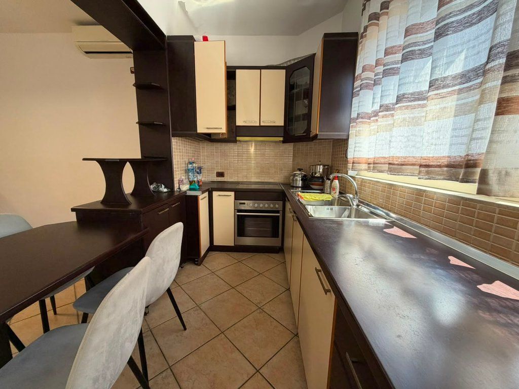 Qera, Apartament 2+1+2, 21 Dhjetori, Tirane