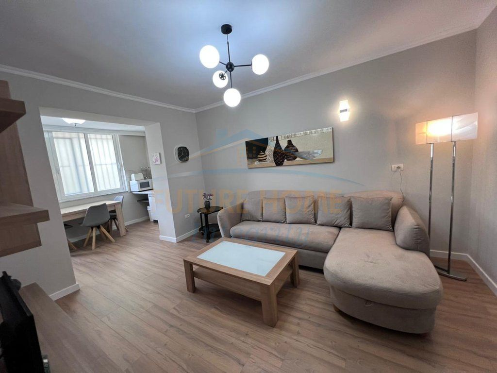 Rent, Apartment 2+1, Blloku, Tirana.
