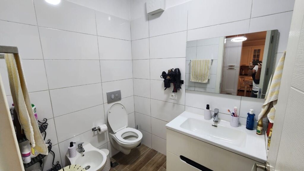 Shitet Apartament Grand Galery 135.000€