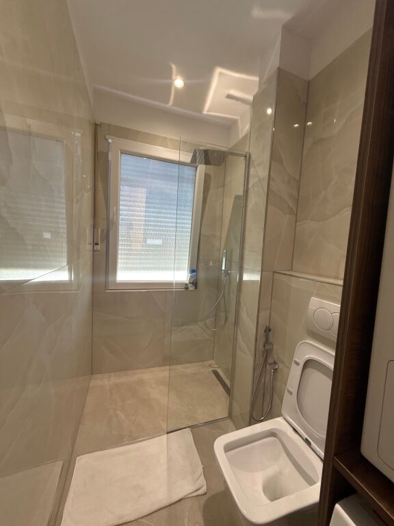 Okazion Shitet Apartament 2+1 tek fresku