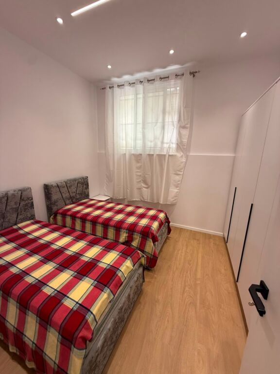 Jepet Apartament me qera