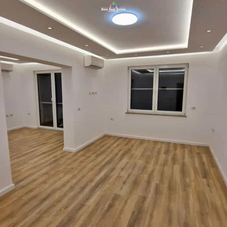 Ufficio in Affitto 3+1 in Centro (ID BZ22563) Tirana