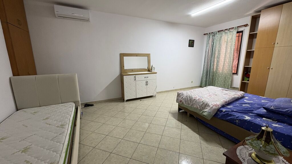 BUSINESS PREMISES FOR RENT • KAVAJËS STREET (Naim Frashëri St.)