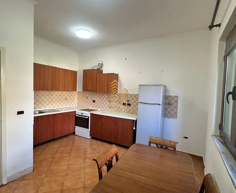 Qira, Apartament 2+1+ blk,Don Bosko, 55.000 Leke /muaj