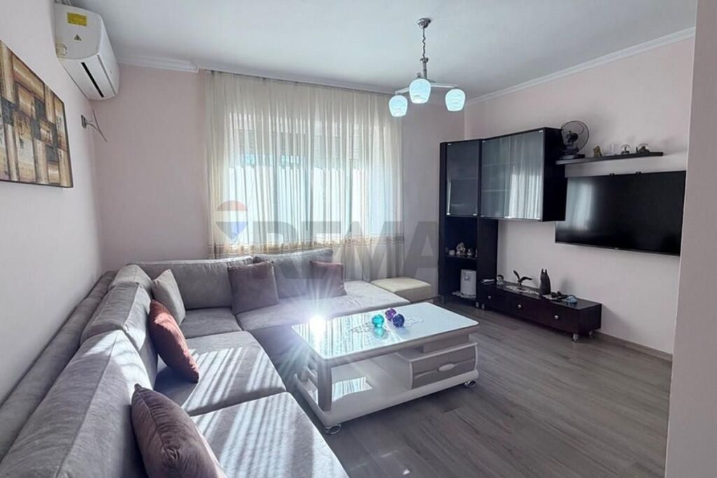 Apartament - Për Shitje - Fusha Ali Demi, Tiranë