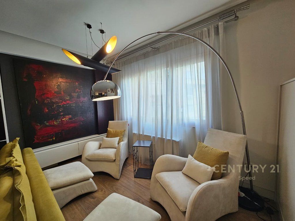 Apartment 2+1+Parking Space for rent near Kosovarve Street