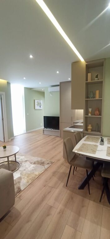 Shitet apartament 2+1 ne Myslym Shyr prane BKT