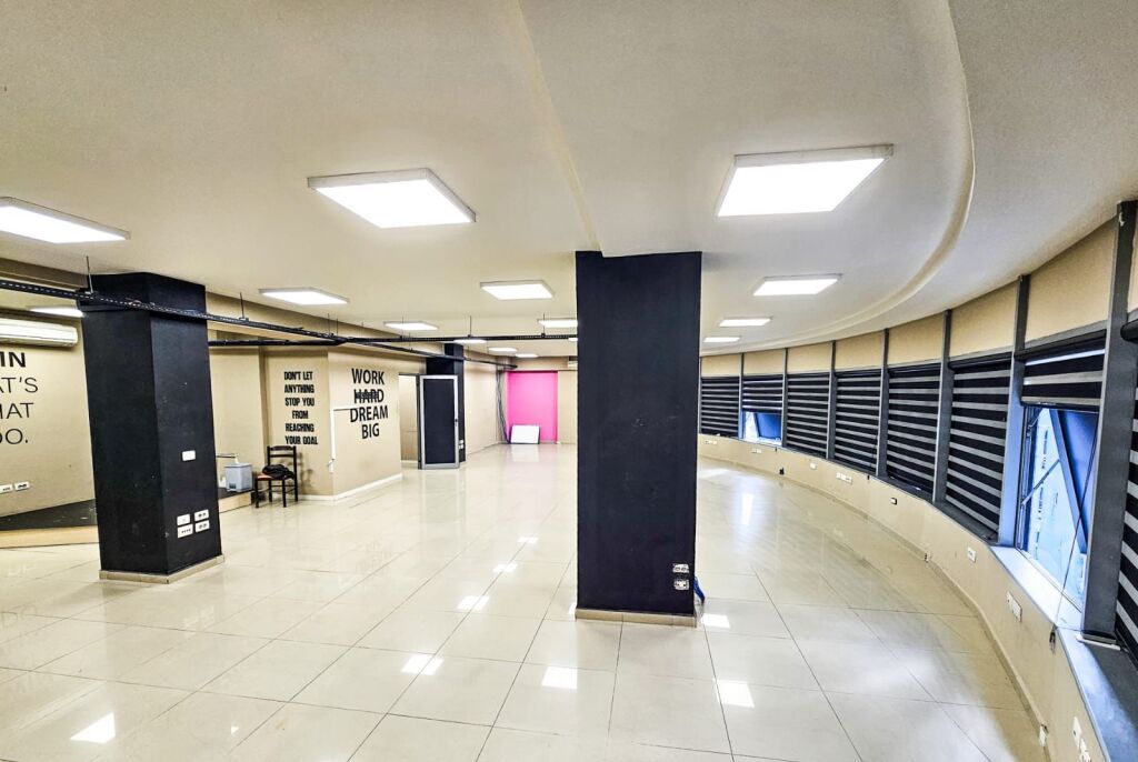 Qera | Ambjent Biznesi | Rruga e Dibrës | 2600 €/muaj