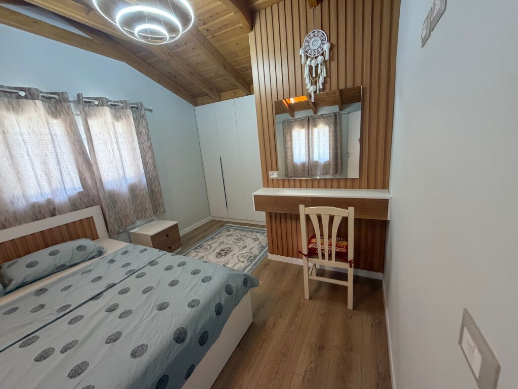 1+1,floor villa with parking,American villas ,450 thousand lek