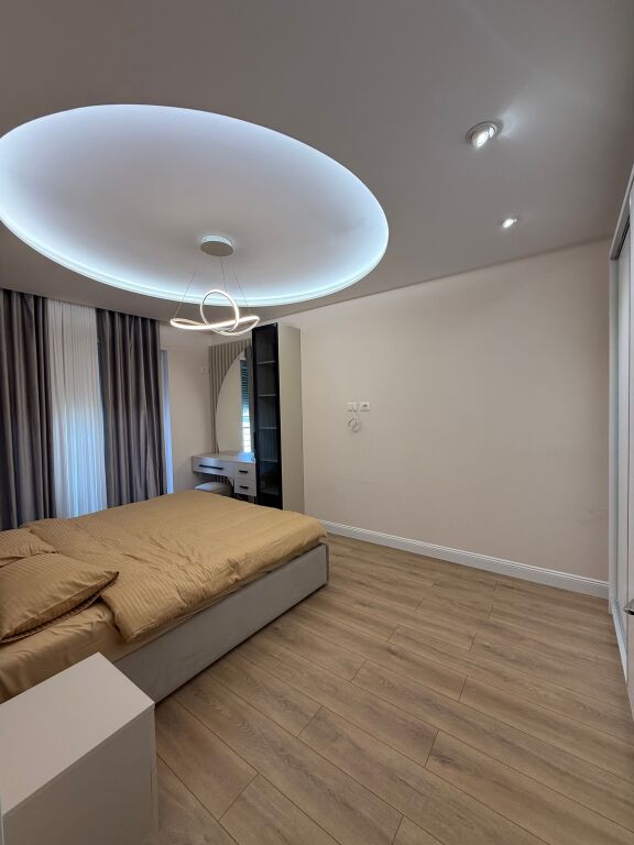Okazion Shitet Apartament 2+1 tek fresku