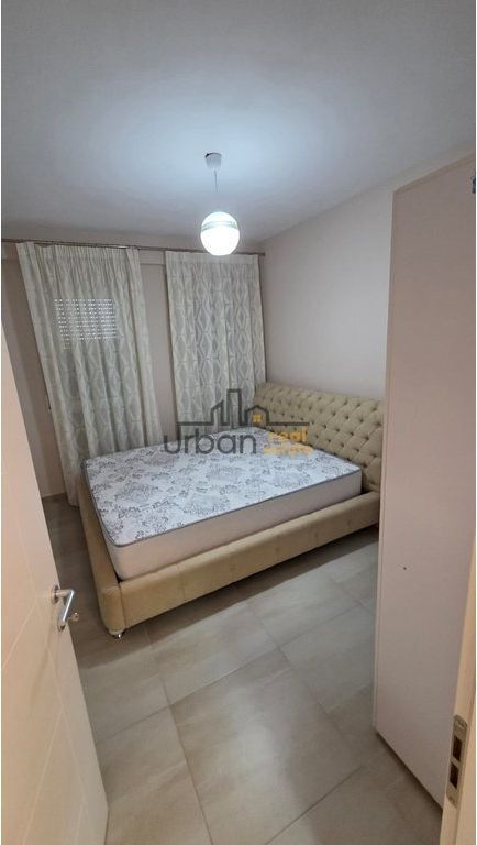 Affitto, Appartamento 3+1+ Posto Auto, Ali Demi, Tirana - 50.000 Leke | 100 m²