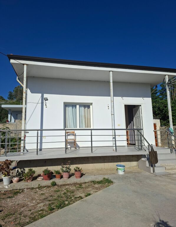 Private house 1+1 with yard for sale