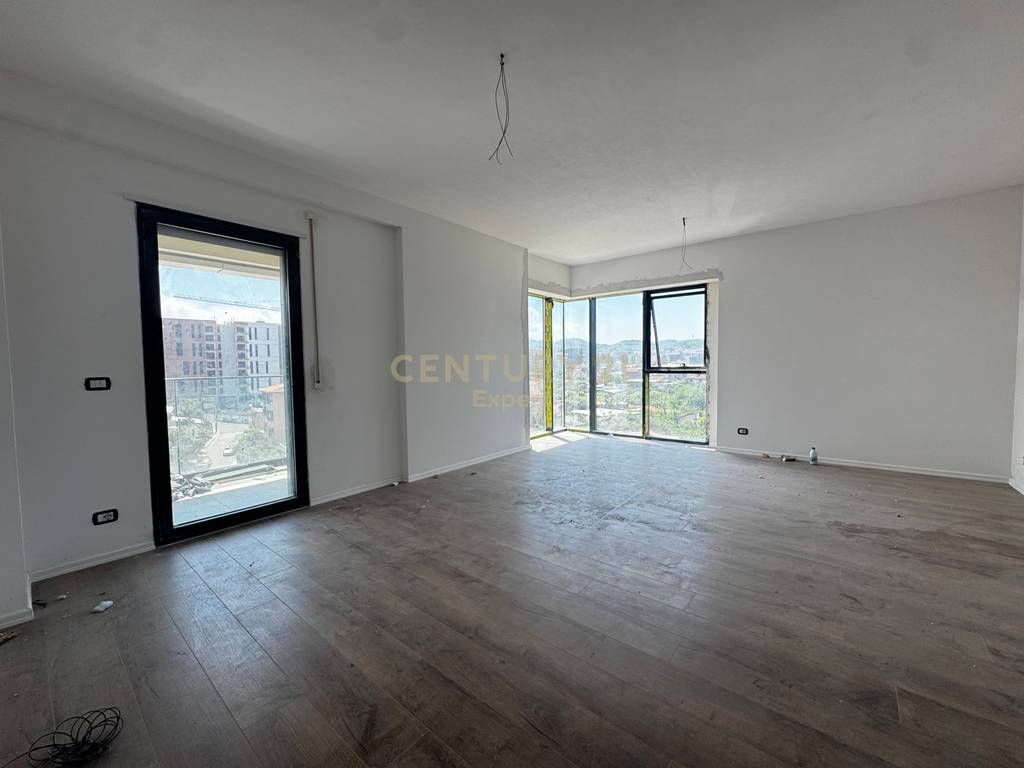 SHESIM APARTAMENT 1+1 TEK ISH FUSHA E AVIACIONIT!expert142817