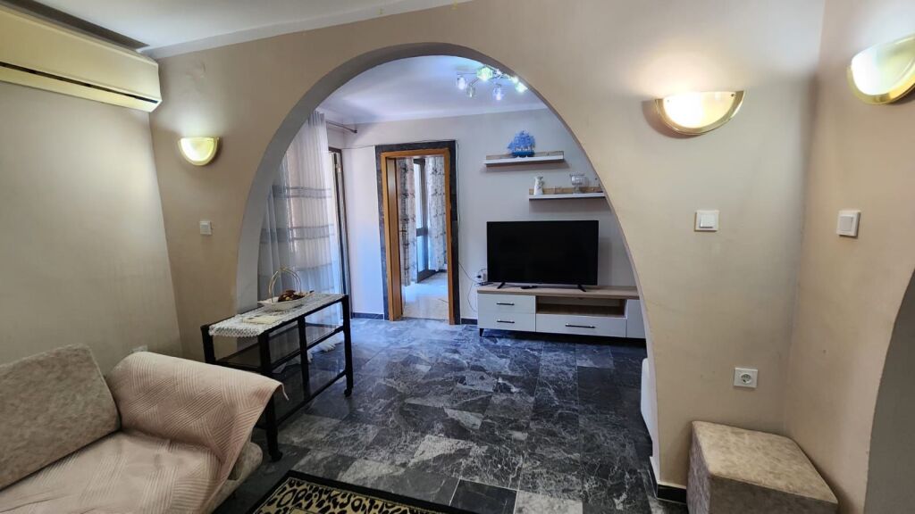 Appartamento 2+1 in affitto – Via Fortuzi - a 5 minuti dal centro di Tirana !