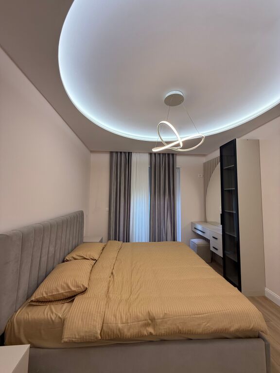 Okazion Shitet Apartament 2+1 tek fresku