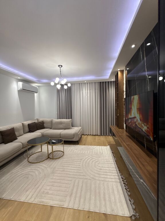 Okazion Shitet Apartament 2+1 tek fresku