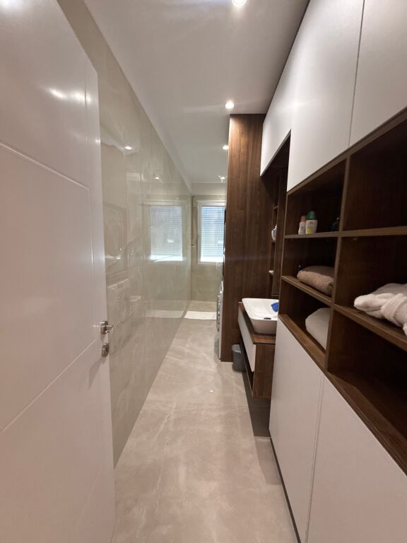 Okazion Shitet Apartament 2+1 tek fresku