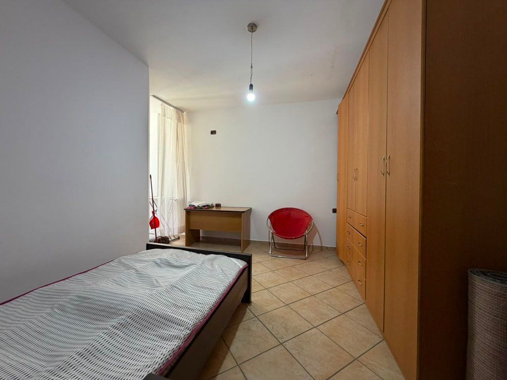 Qera, Apartament 2+1+2, 21 Dhjetori, Tirane
