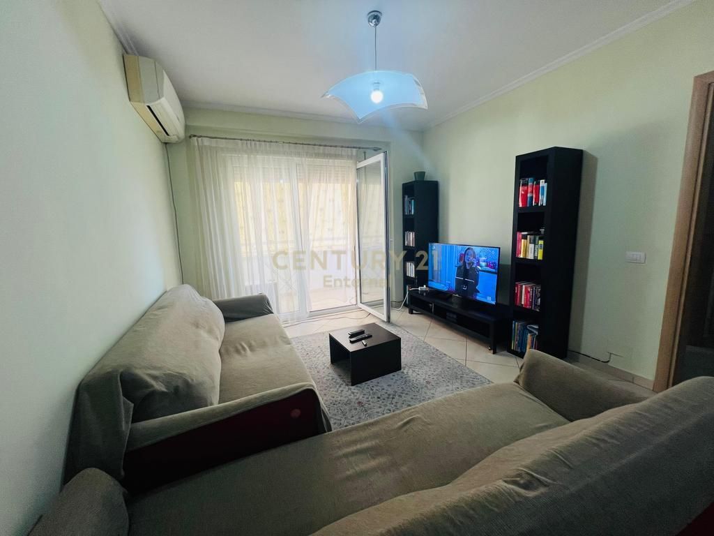 Apartament 2+1+2 Me Qira prane Ish ATSH 750 € /Muaj