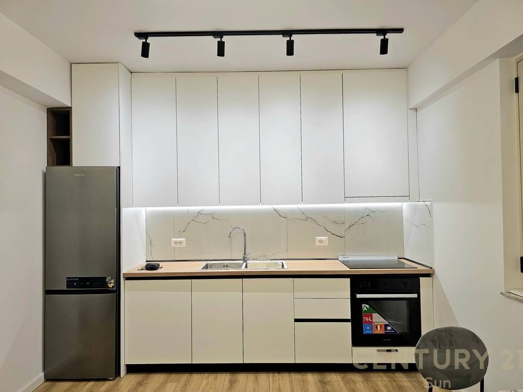 Apartment 1+1 for rent at 21-Dhjetori
