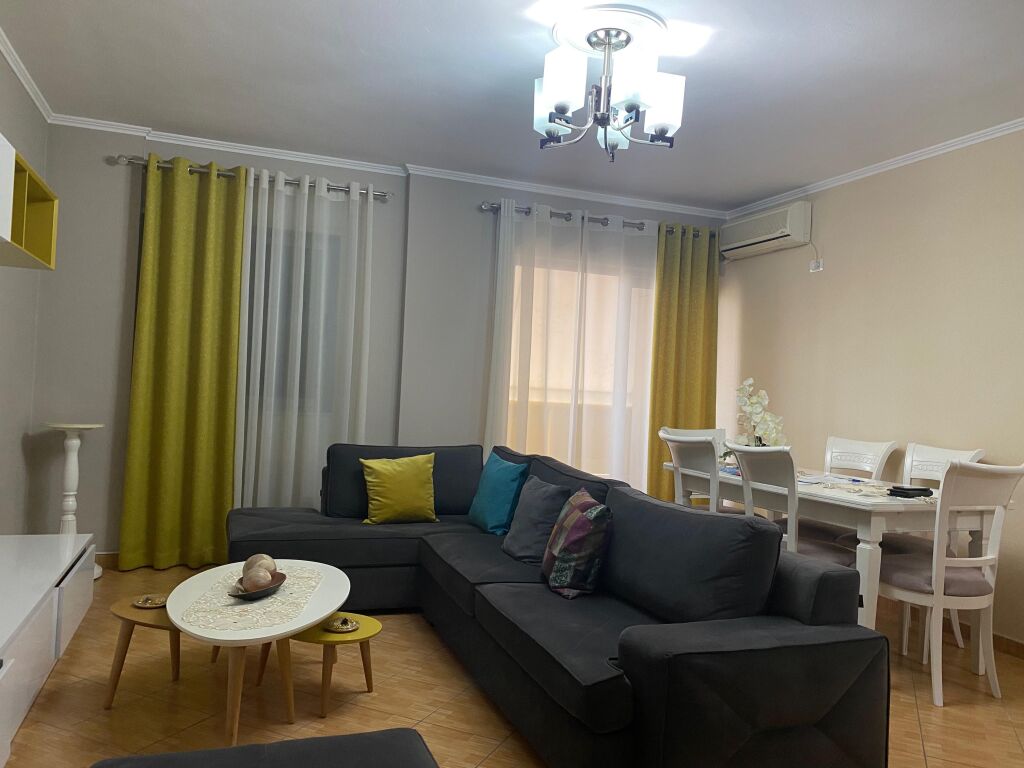 For rent 2+1 near the Palace with Arrows