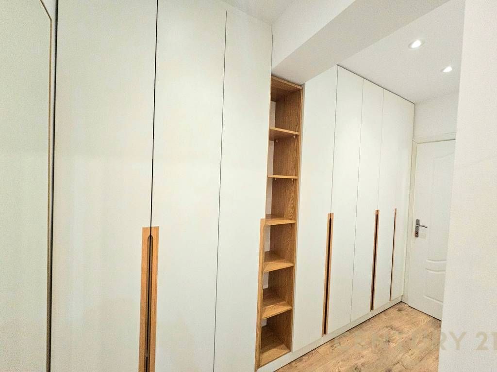 APARTMENT 1+1 FOR RENT NEAR 21 DHJETORI. 630 € /Month