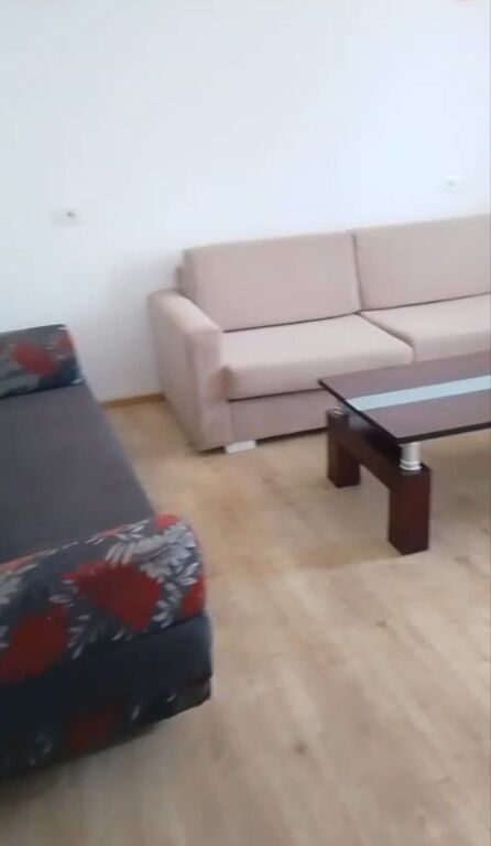 Affitto | Apartament 2 + 1 | Shkozë | 400 €/mese i diskutueshem.