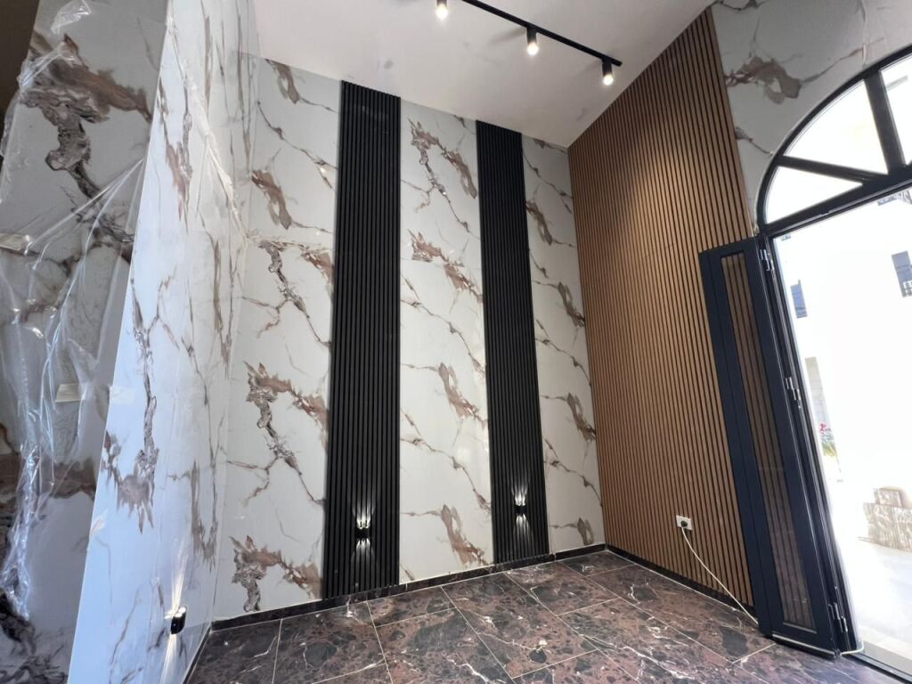New Tirana Gate !