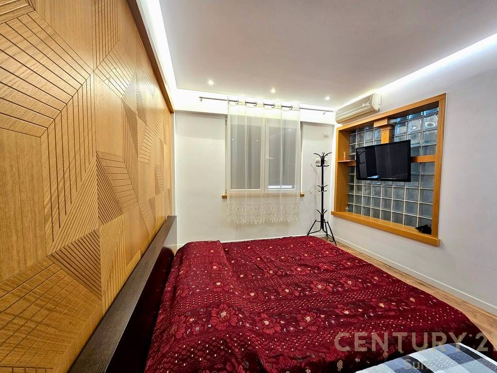 Apartment 1+1 for rent at 21-Dhjetori
