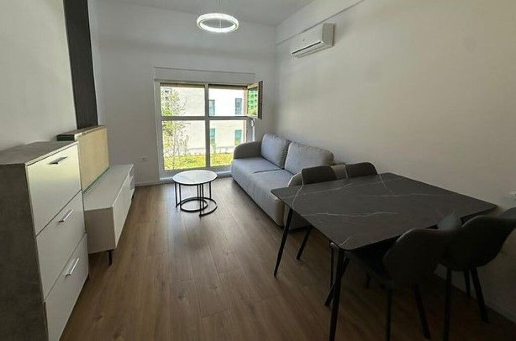 Appartamento 1+1 in affitto a Kadiu in Ali Dem