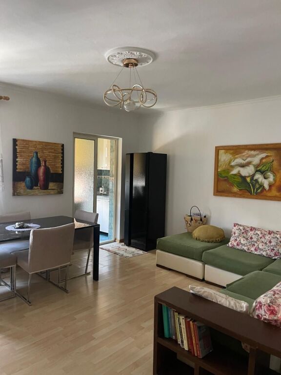 Affittasi appartamento 2+1+balcone +bagno Ex Esposizione