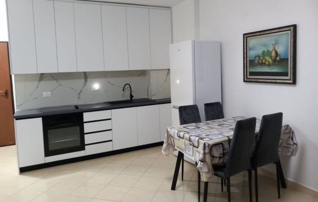 📌Appartamento 1+1 in Affitto – Palazzi Çabej, Yzberisht ✨