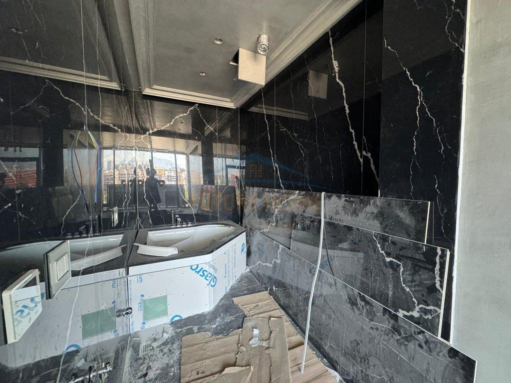 apartament ne shitje