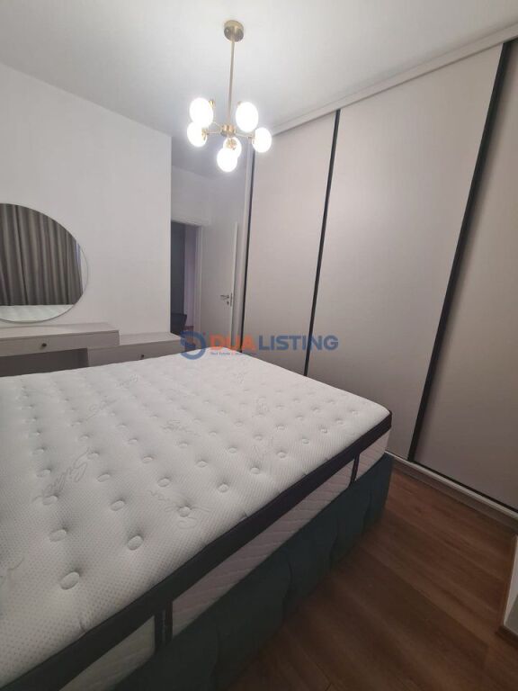 Jepet me qira apartament modern 1+1 te Rruga e Kosovarve.