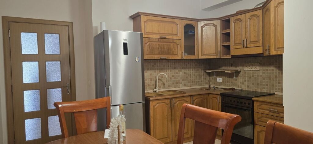 Qera | Apartament 2 + 1 | Astir | 450 €/muaj