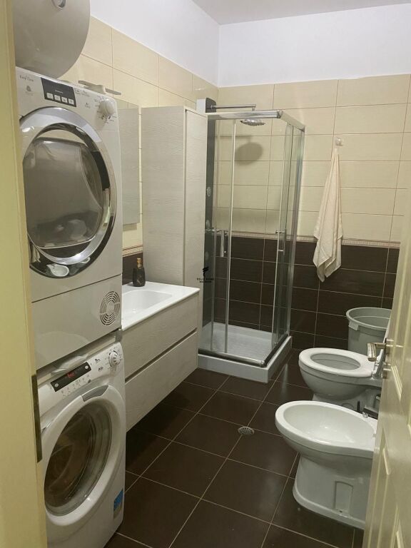 SHITET APARTAMENT 2+1+2 YZBERISHT 18.000.000 LEKE FH-79031