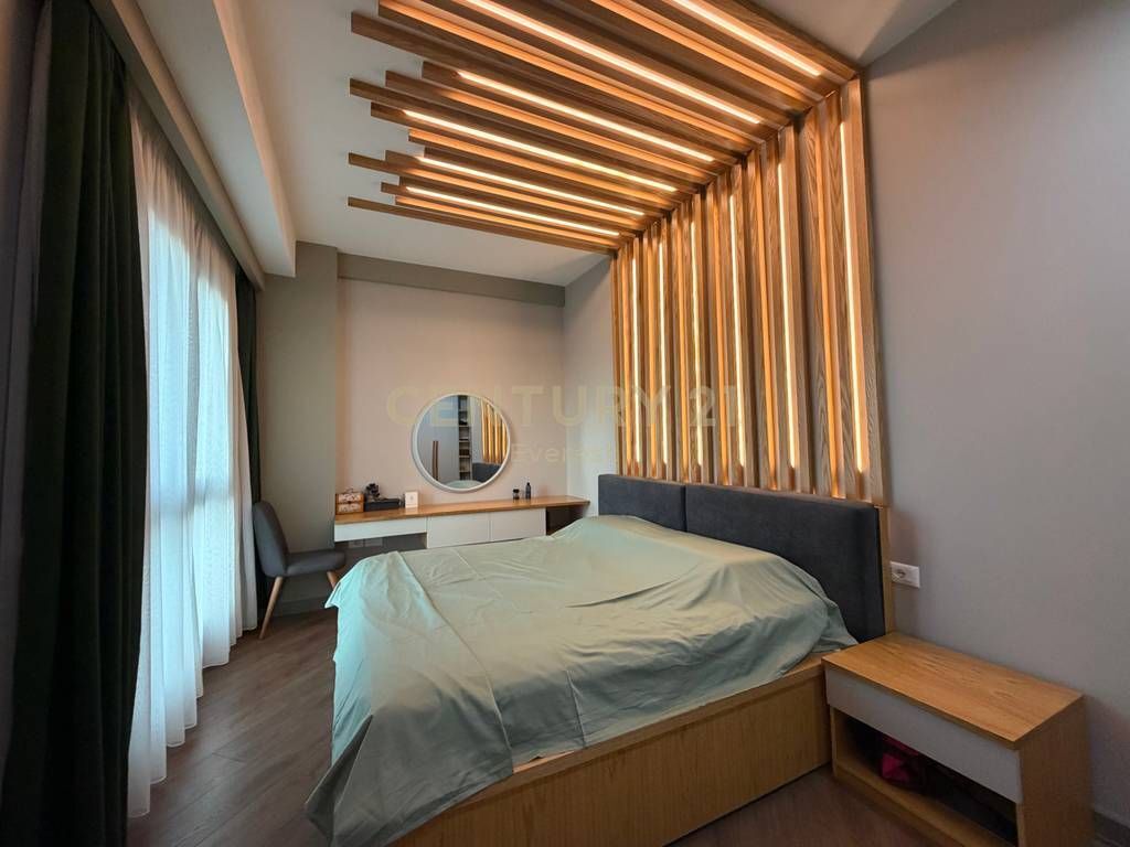 SQUARE 21, SHESIM APARTAMENT 2+1+2