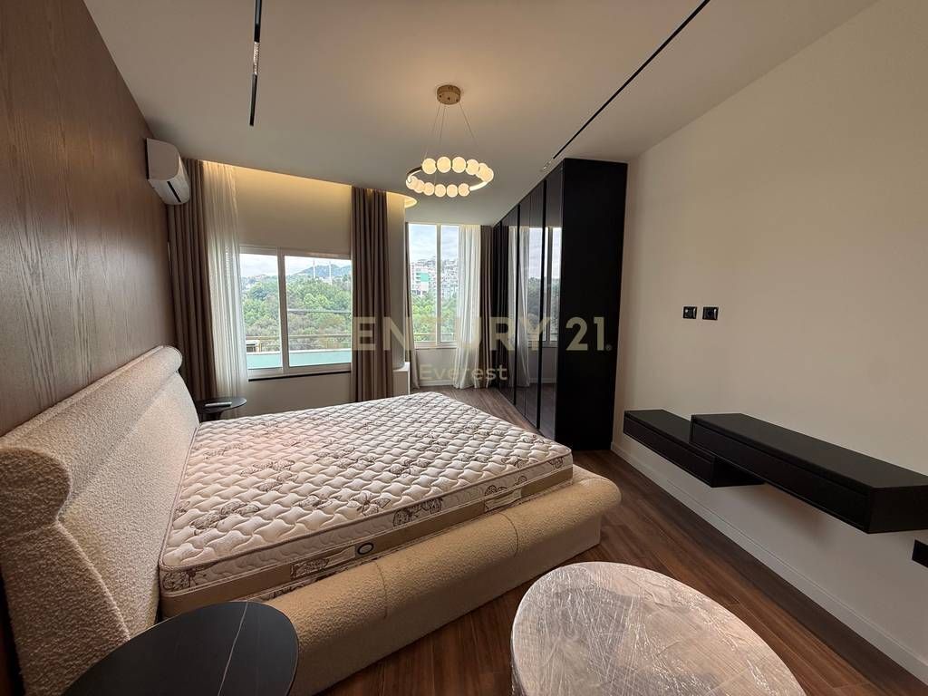 KOPSHTI BOTANIK, APARTAMENT 2+1+2 PER QIRA