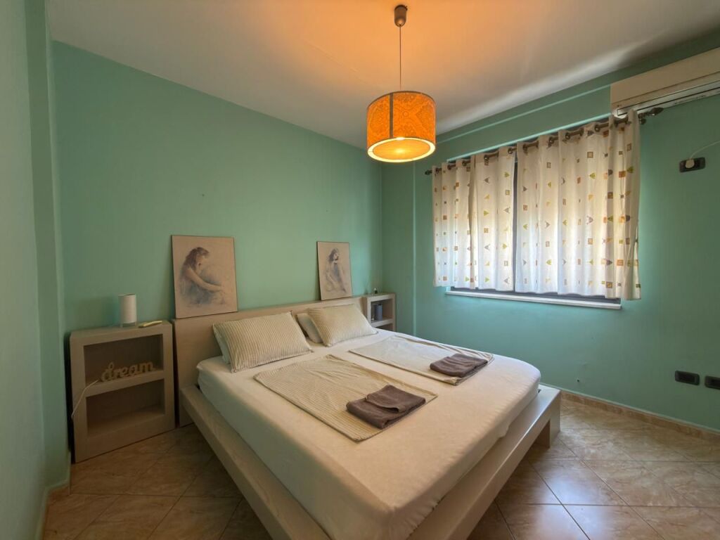 Affitto, Appartamento 2+1+2, "Centro 9 piani", Tirana