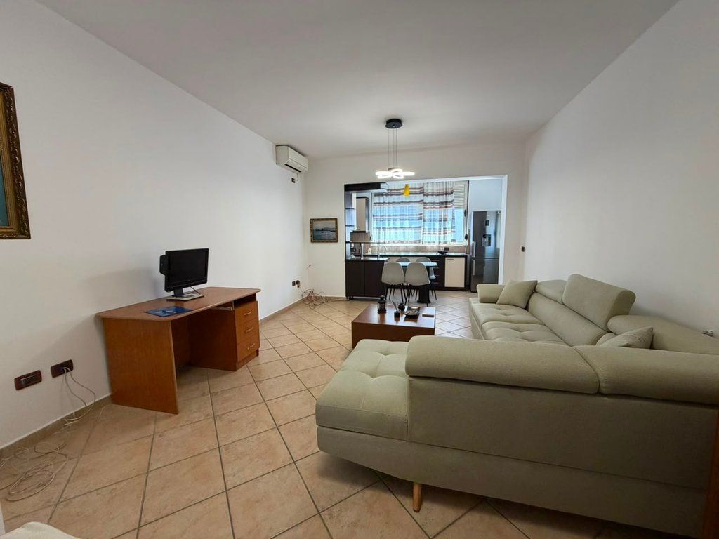 Qera, Apartament 2+1+2, 21 Dhjetori, Tirane