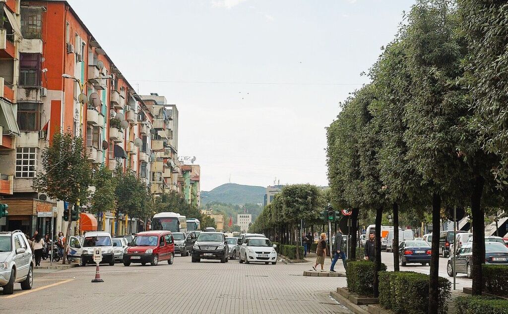 🏙️Premium Shop for Sale on Zogu I Boulevard, Tirana📍