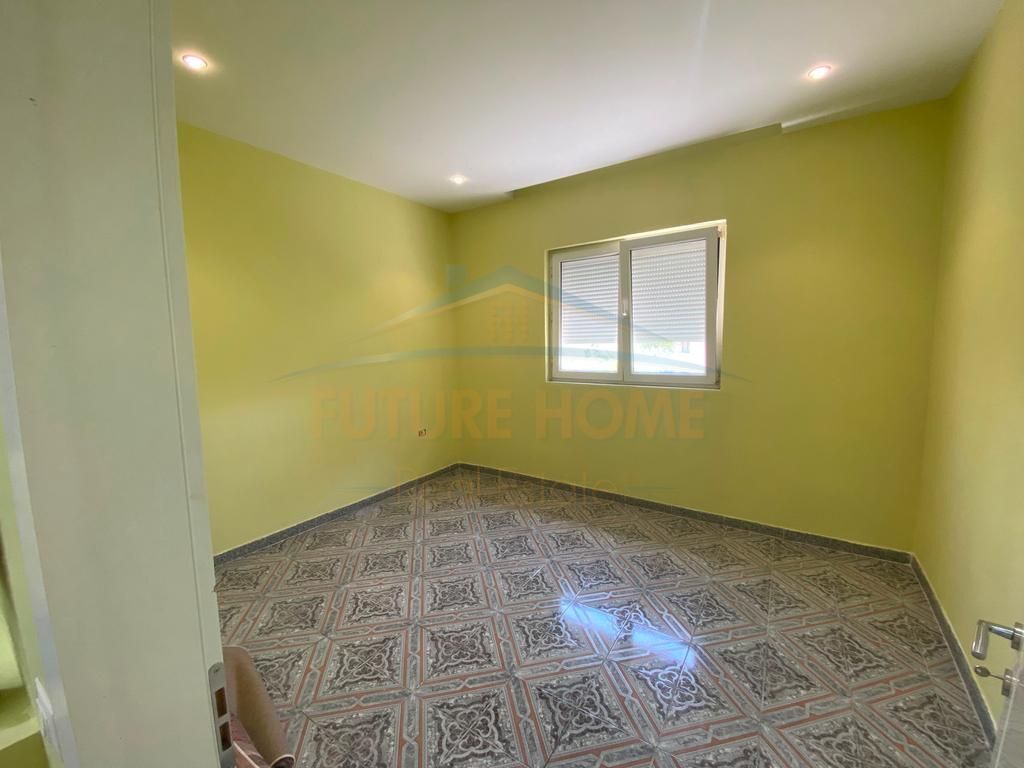 Affitto, Appartamento, vicino a Casa Italia, Tirana