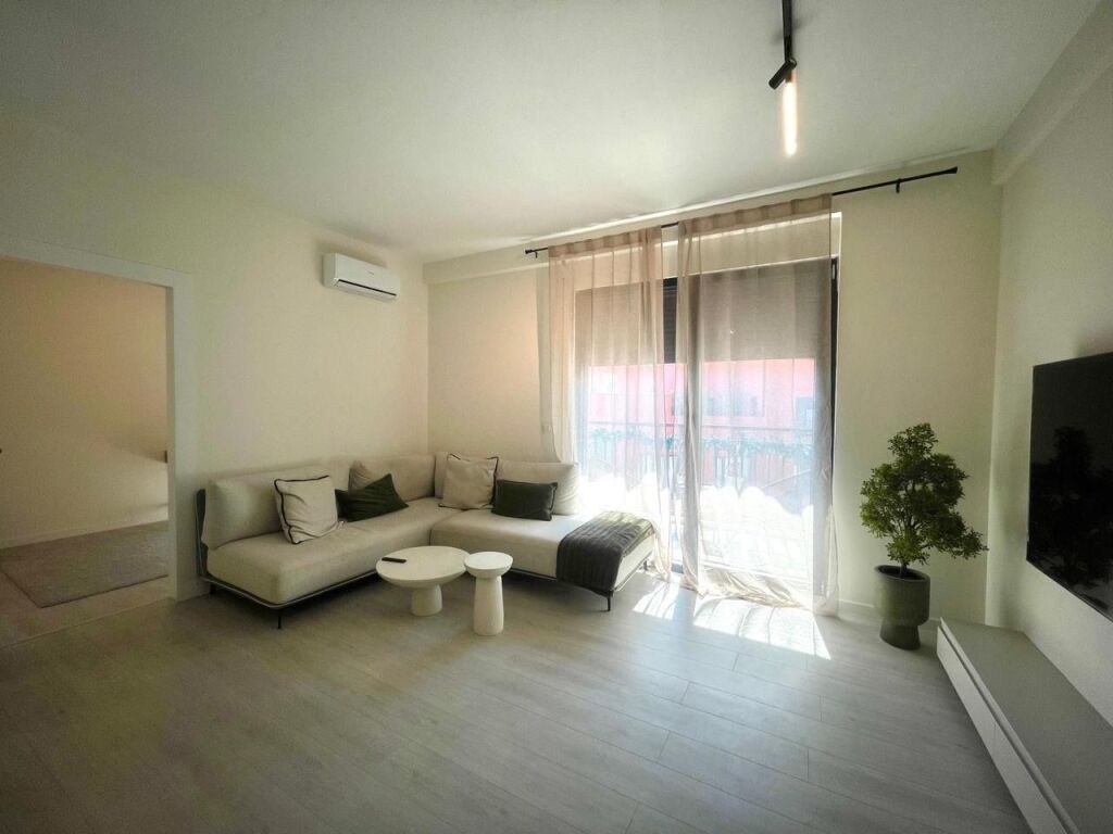 Apartment 2+1+parking space for rent Kodra e Diellit