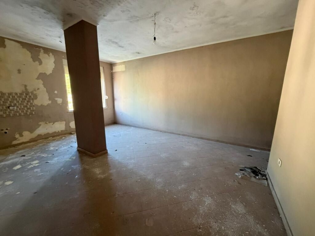 Shitet apartament 1+1 📍 Shkembi kavajes