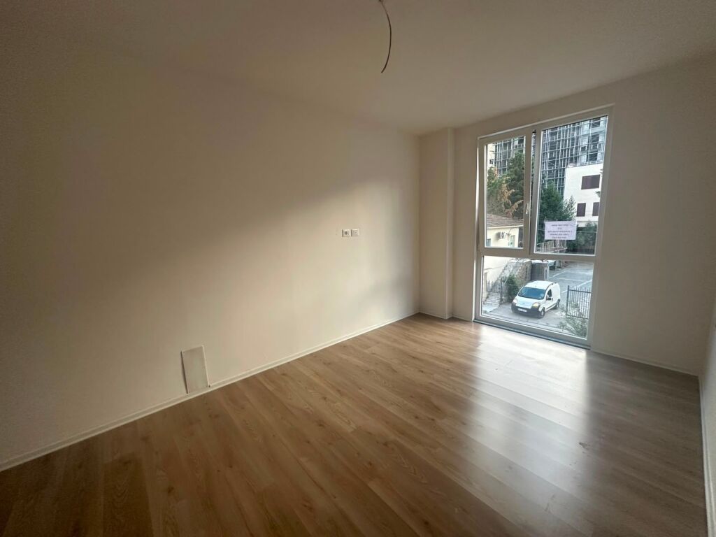 Jepet Apartament 2+1 me Qera, Paskuqan